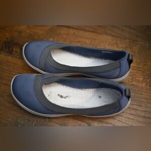 Crocs Women's Blue Slip-On Shoes Size 8